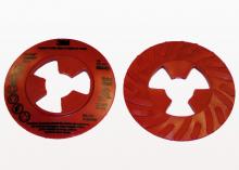 3M 7000144145 - 3M™ Disc Pad Face Plate Ribbed, 81728, red, 9 in (228.6 mm), extra hard